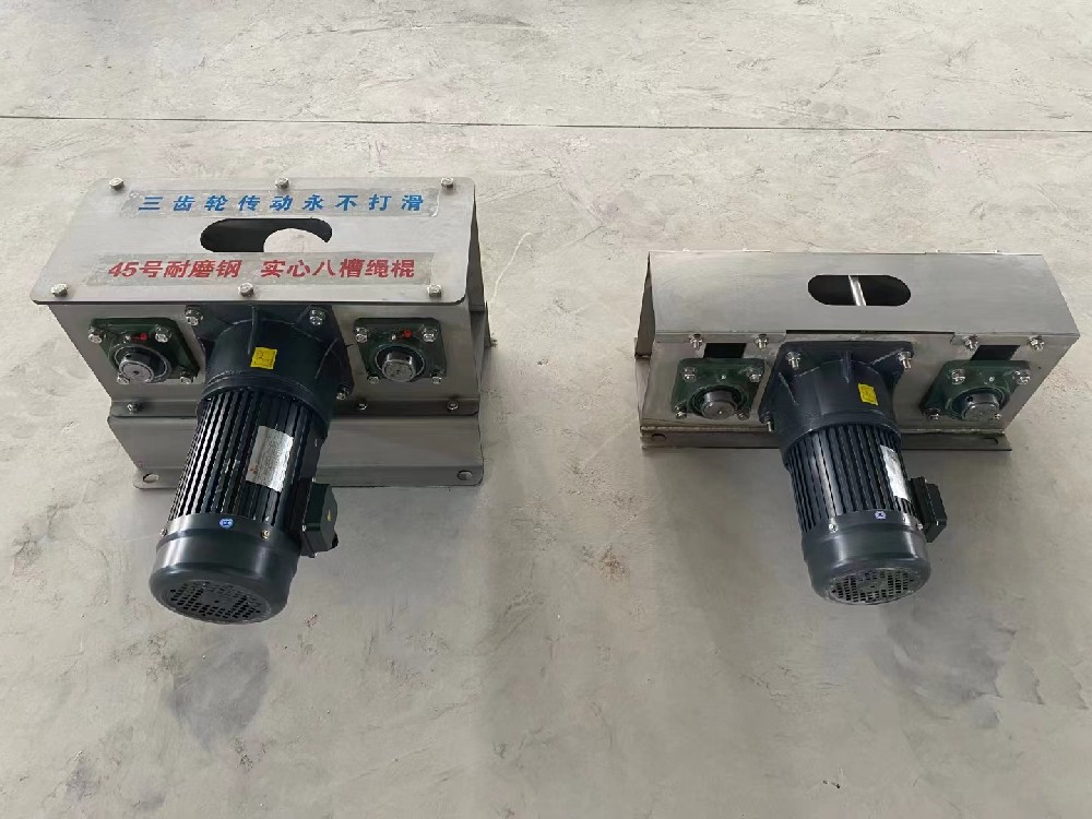 不銹鋼刮糞主機